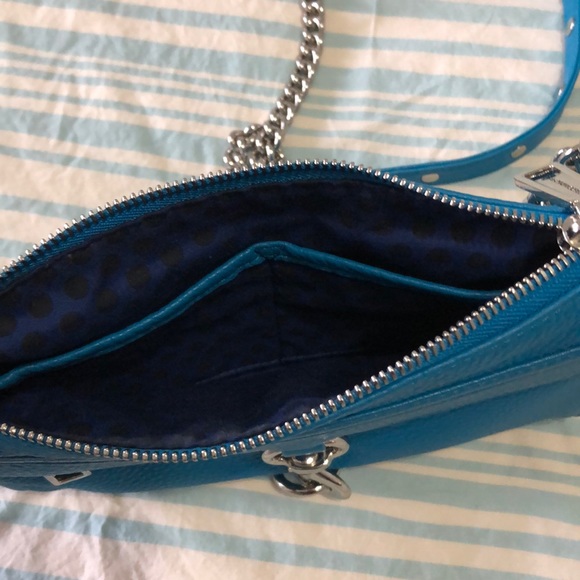 Crossbody with studs - Picture 2 of 6